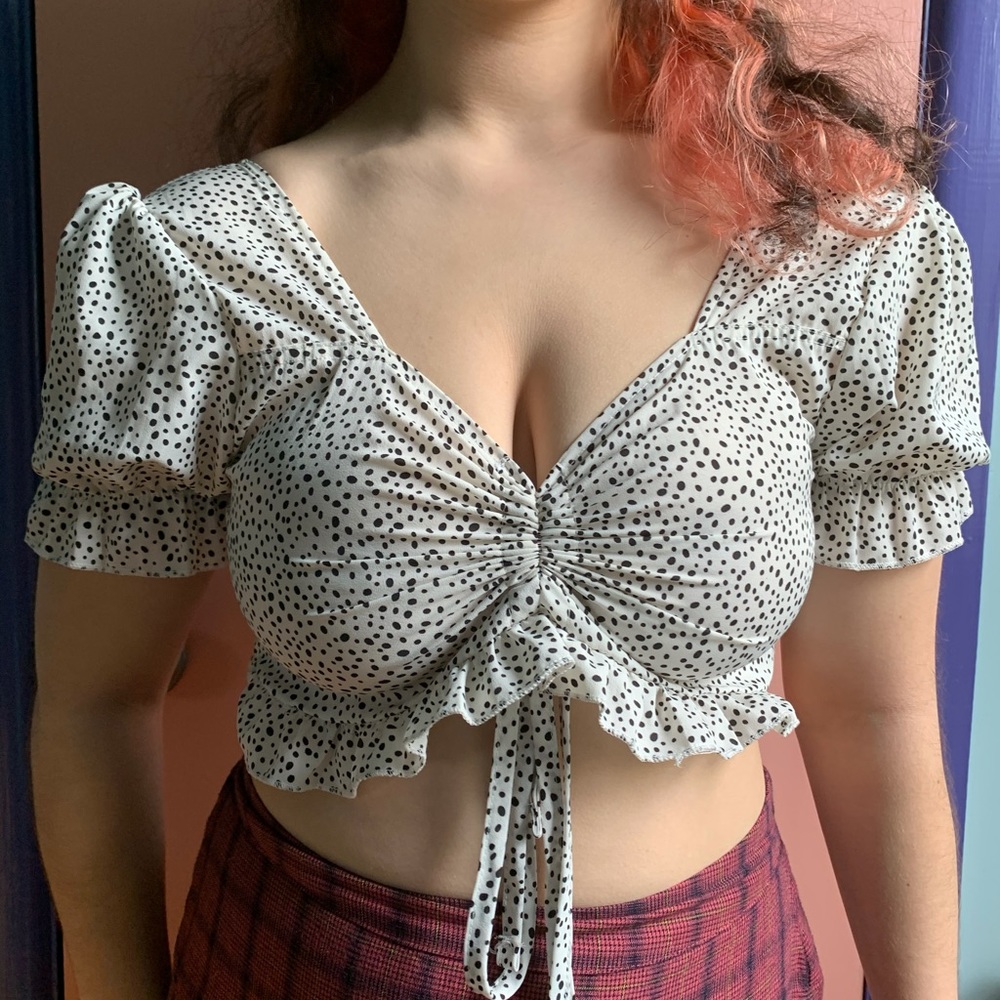 white/black patterned babydoll front-tie top